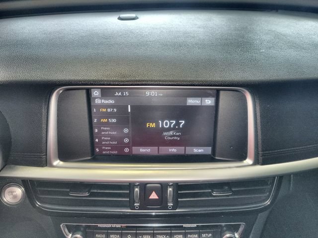 Used 2020 Kia Optima SE FWD image 16