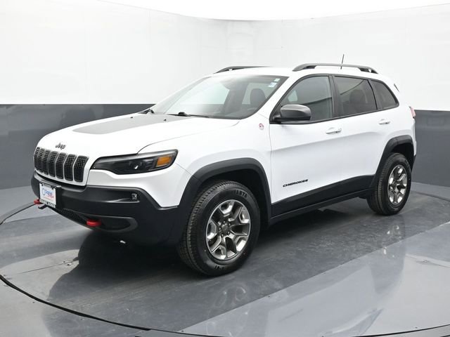 Used 2019 Jeep Cherokee Trailhawk w/ Cold Weather Group image 1