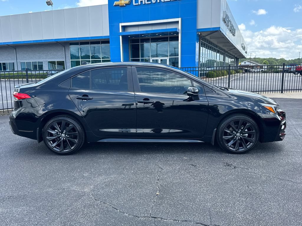 Used 2025 Toyota Corolla SE FWD image 5
