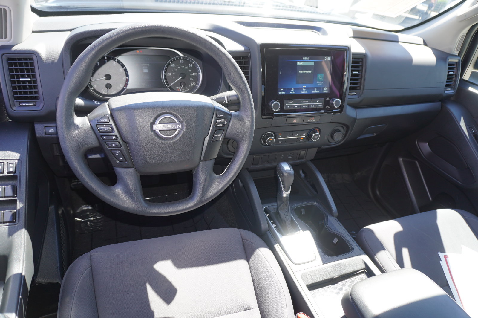 Used 2022 Nissan Frontier S RWD image 10
