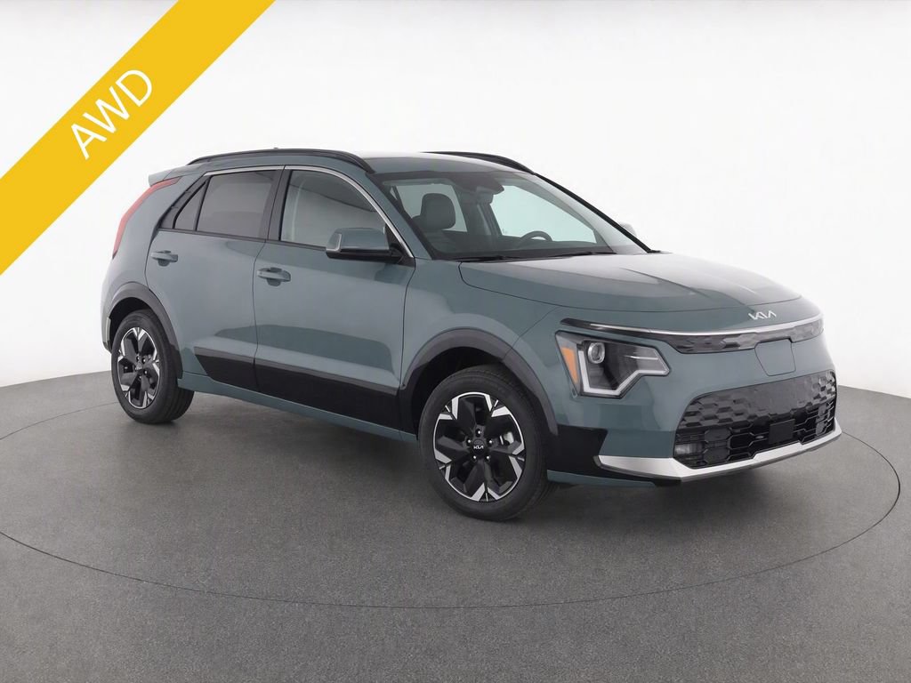 Certified 2023 Kia Niro Wind FWD image 2