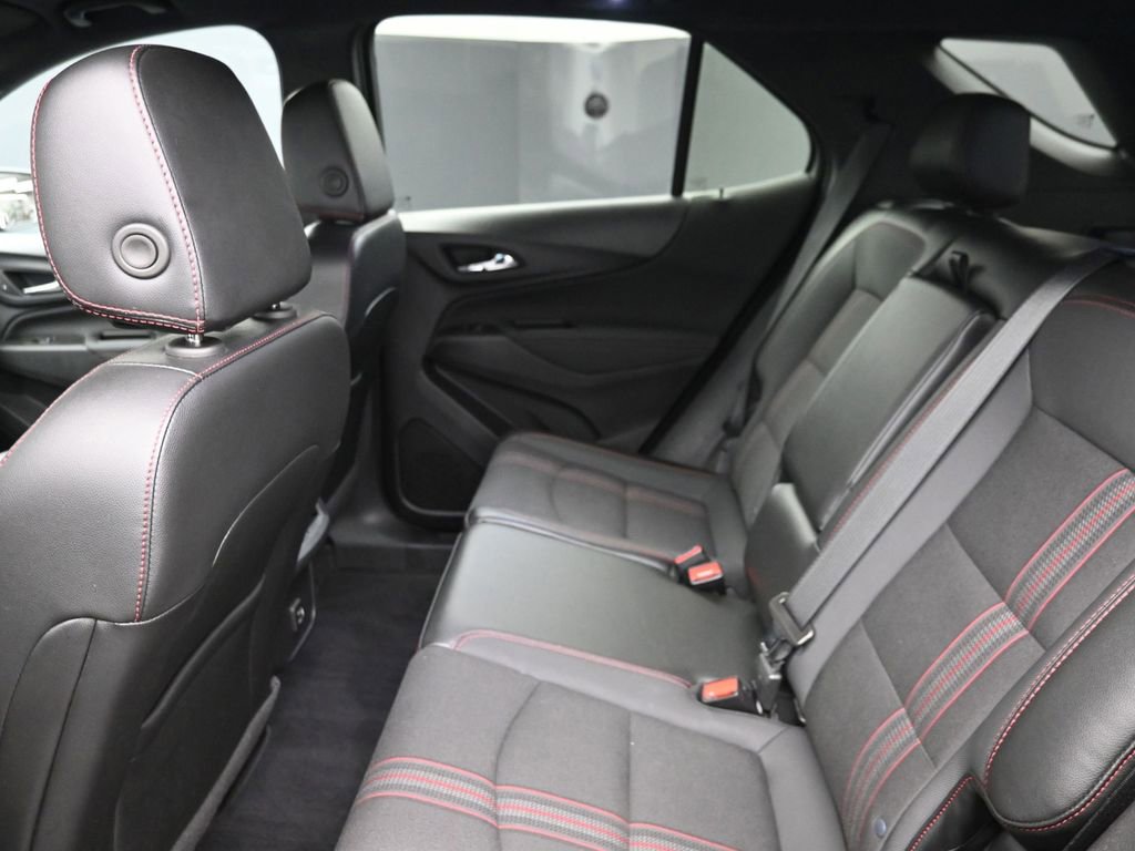 Used 2024 Chevrolet Equinox RS AWD/4WD image 10