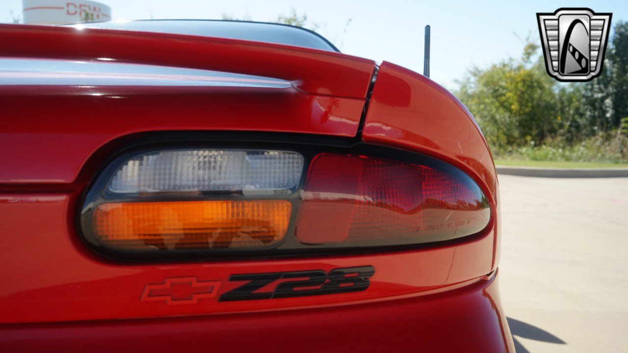 Used 1999 Chevrolet Camaro Z28 w/ Performance Pkg image 13