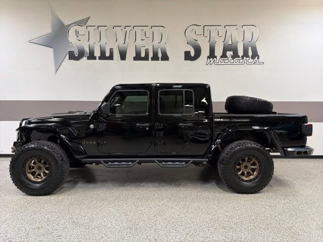 Used 2020 Jeep Gladiator Rubicon AWD/4WD image 1