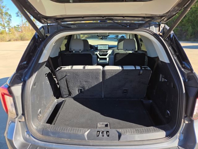 Used 2025 Ford Explorer Active w/ Active Comfort Package image 5