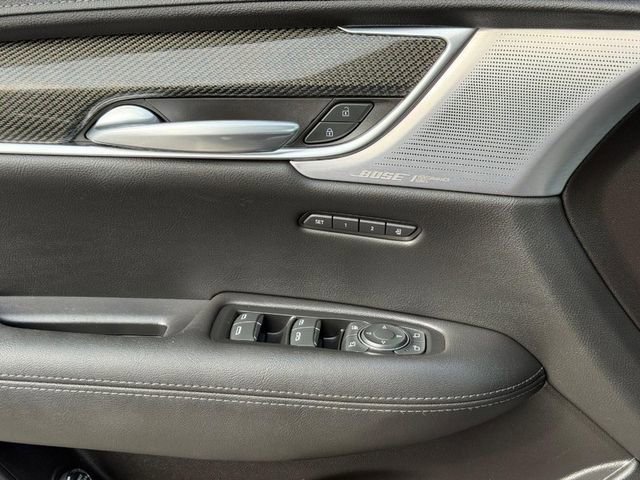 Certified 2022 Cadillac XT5 Sportv w/ Technology Package image 24