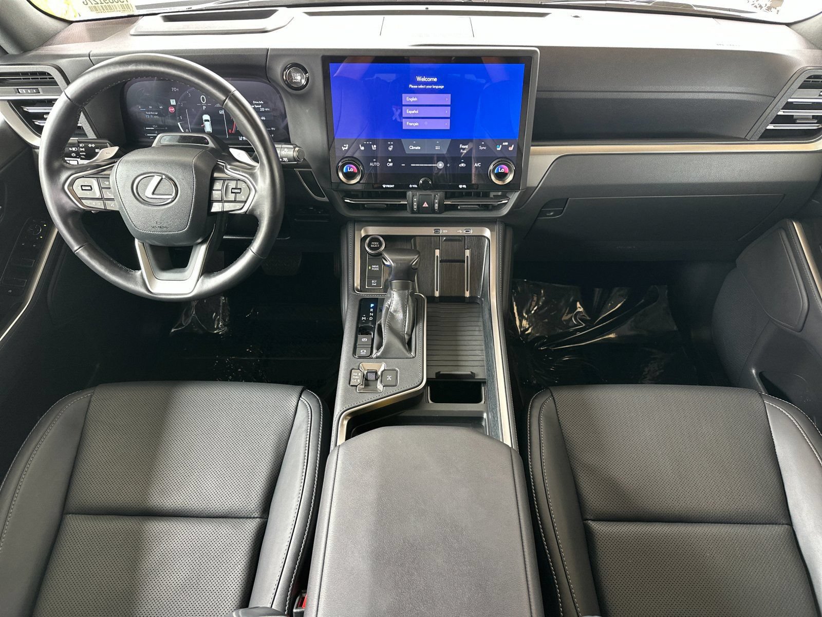 Used 2024 Lexus GX 550 w/ Cold Area Package AWD/4WD image 15