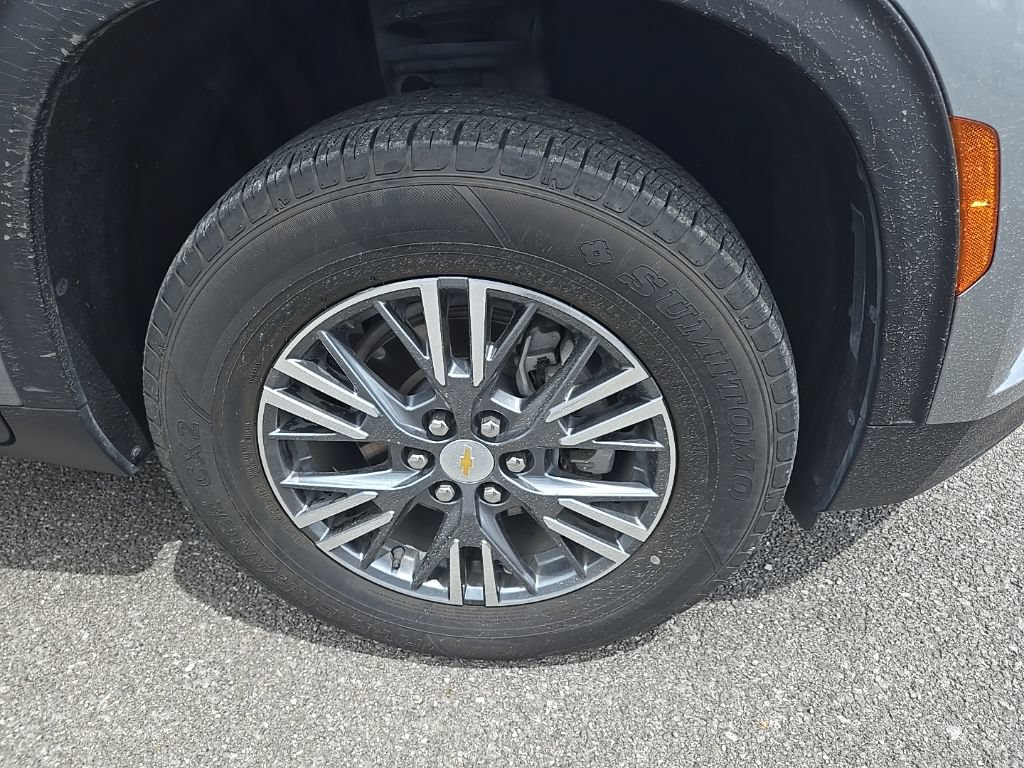 Used 2024 Chevrolet Traverse LT FWD image 9