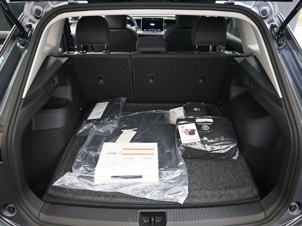 Used 2026 Volkswagen Tiguan S AWD/4WD image 17