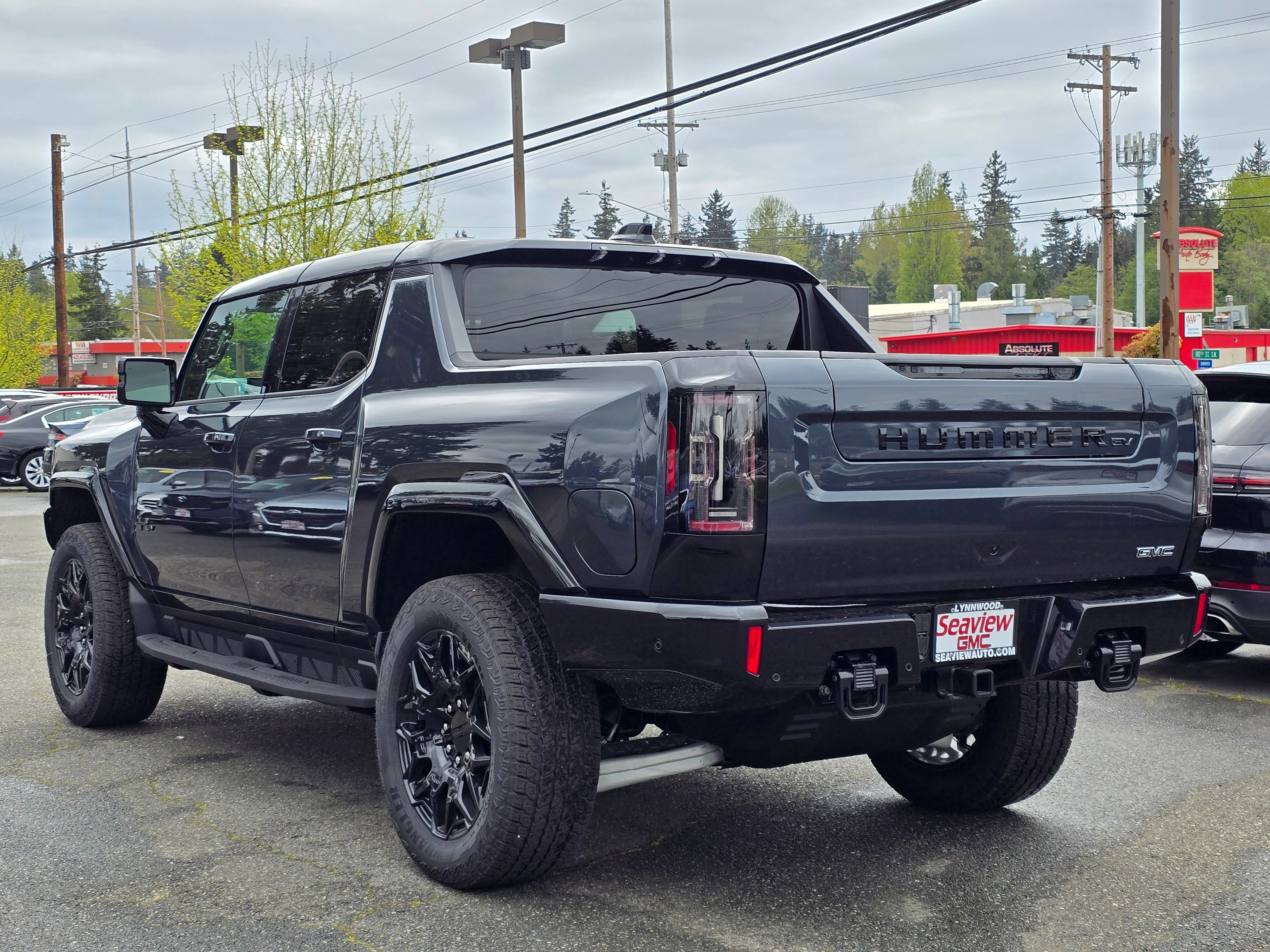 New 2026 GMC Hummer EV 4x4 Crew Cab w/ LPO, Dark Essentials Package image 5