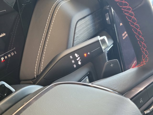 New 2026 GMC Yukon XL AT4 Ultimate w/ LPO, Floor Liner Package AWD/4WD image 18