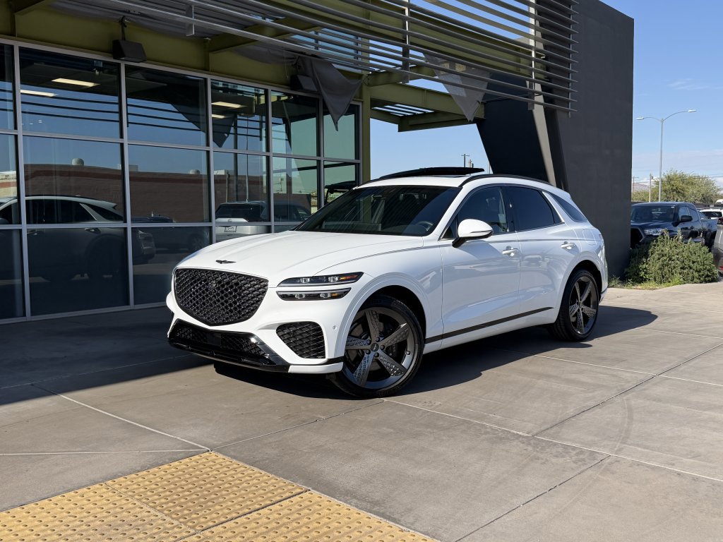 Used 2025 Genesis GV70 2.5T w/ Sport Prestige Package image 1