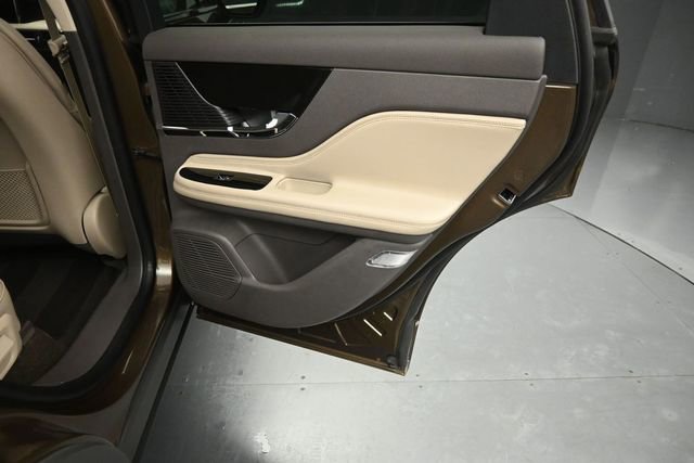 Certified 2022 Lincoln Corsair Reserve w/ Elements Package AWD/4WD image 28