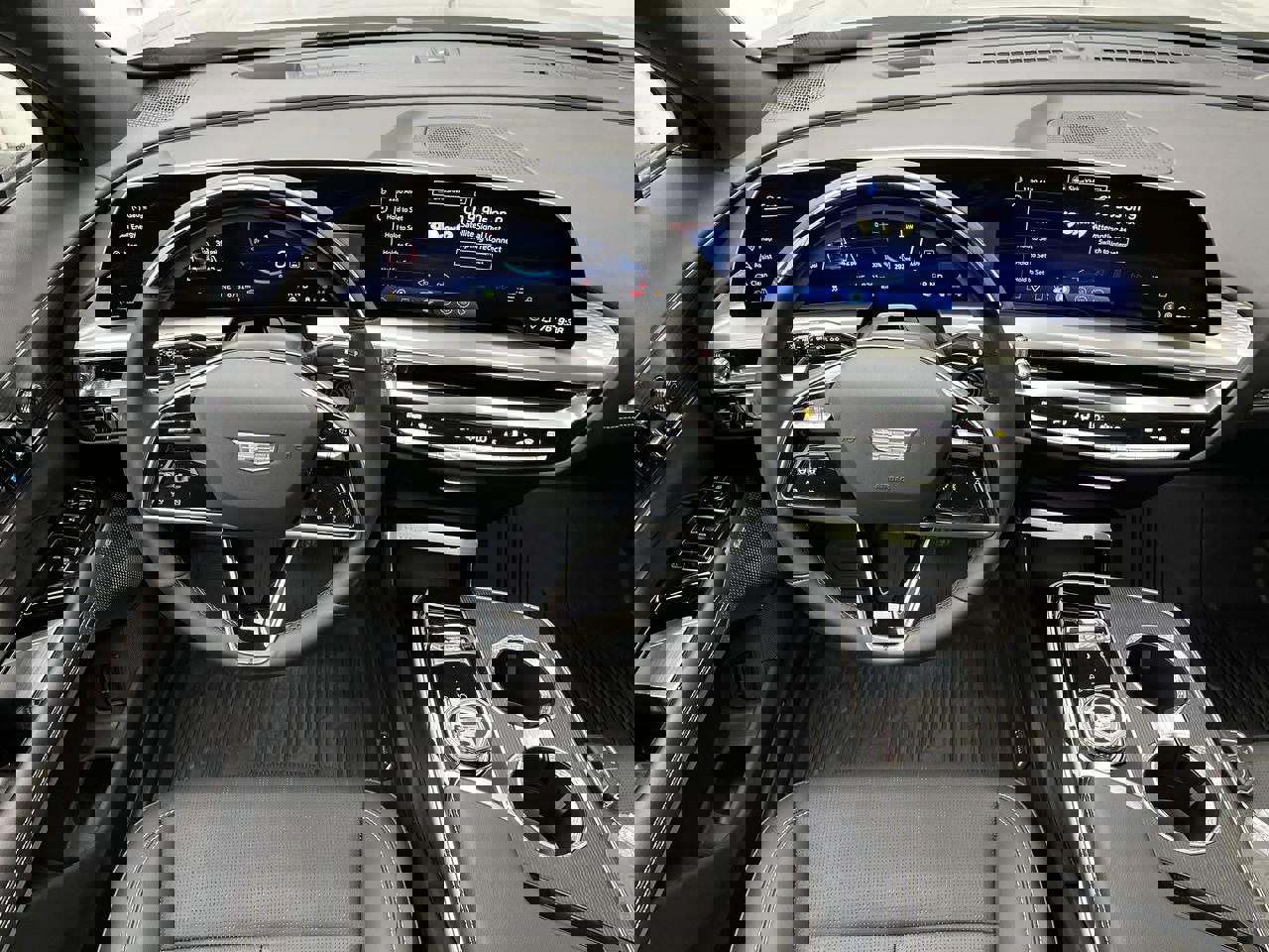 Used 2024 Cadillac Lyriq Luxury w/ LPO, Floor Liner Package image 14