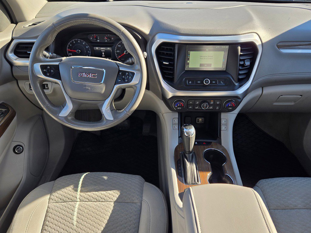 Used 2017 GMC Acadia SLE image 19