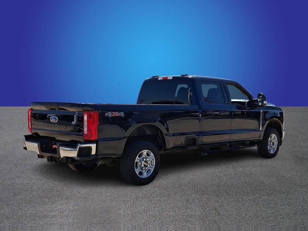 Used 2025 Ford F250 XLT AWD/4WD image 4