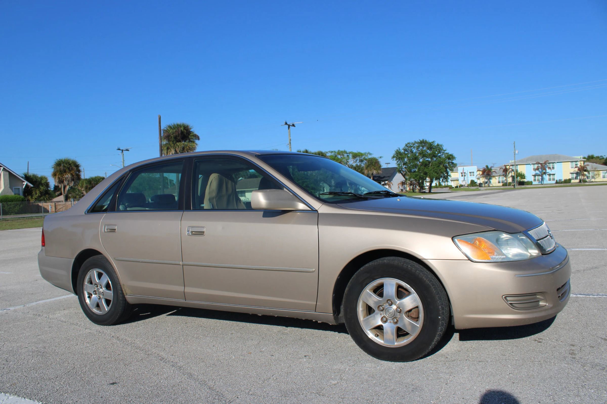 Used 2001 Toyota Avalon XL image 15