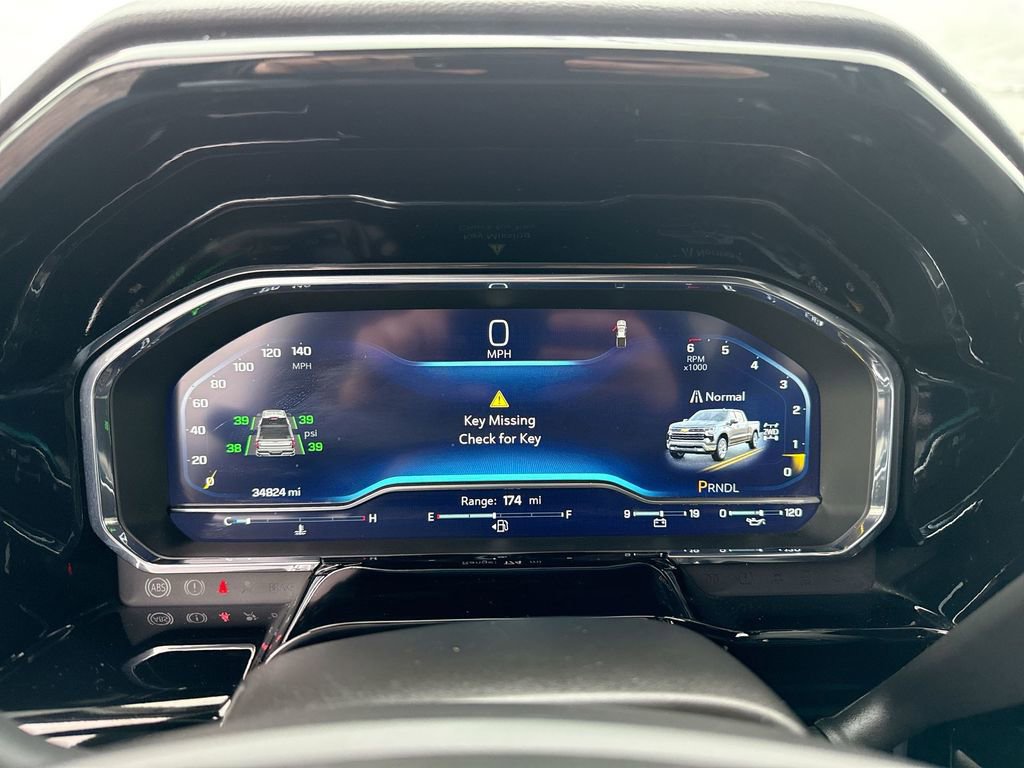 Used 2025 Chevrolet Silverado 1500 LT image 13