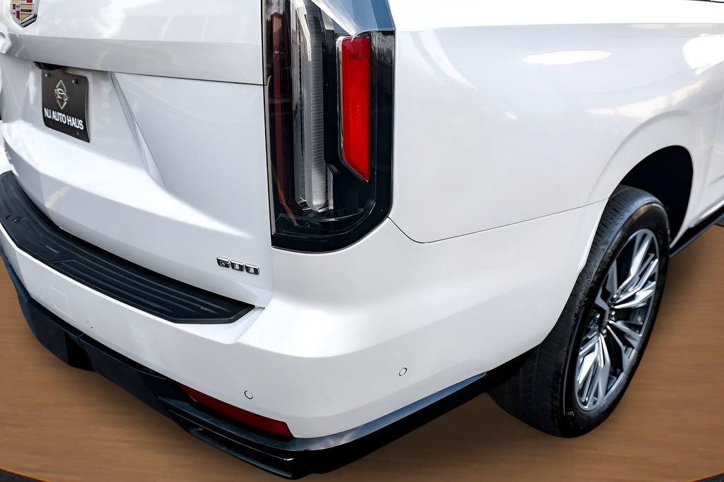 Used 2023 Cadillac Escalade ESV Sport w/ Touring Package AWD/4WD image 12