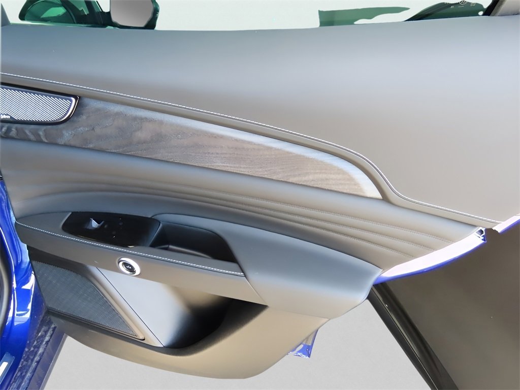 New 2024 Maserati Grecale GT image 22