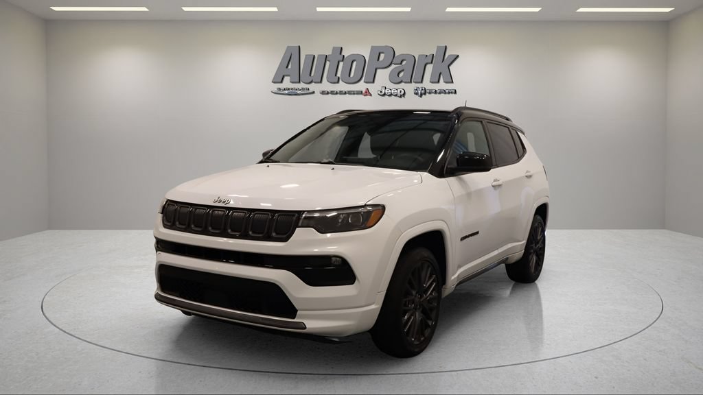 Certified 2022 Jeep Compass High Altitude AWD/4WD image 7
