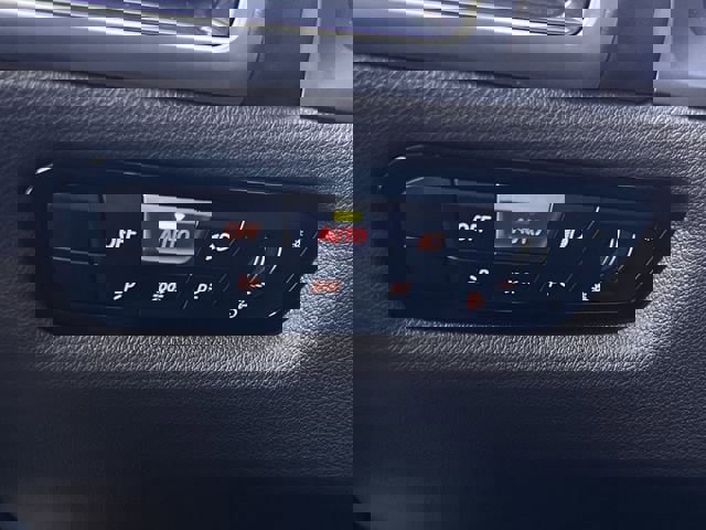 Used 2023 BMW M850i xDrive Coupe image 21