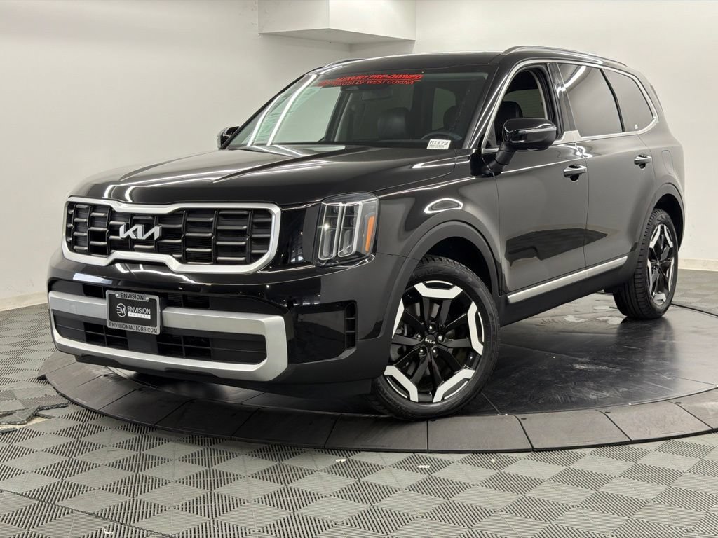 Used 2024 Kia Telluride S w/ S Sunroof Package FWD video 3