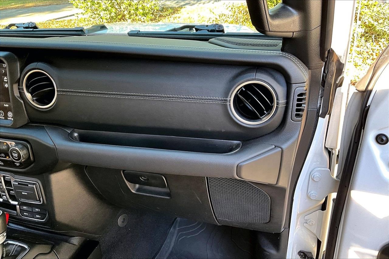 Used 2023 Jeep Wrangler Sahara w/ LED Lighting Group image 22