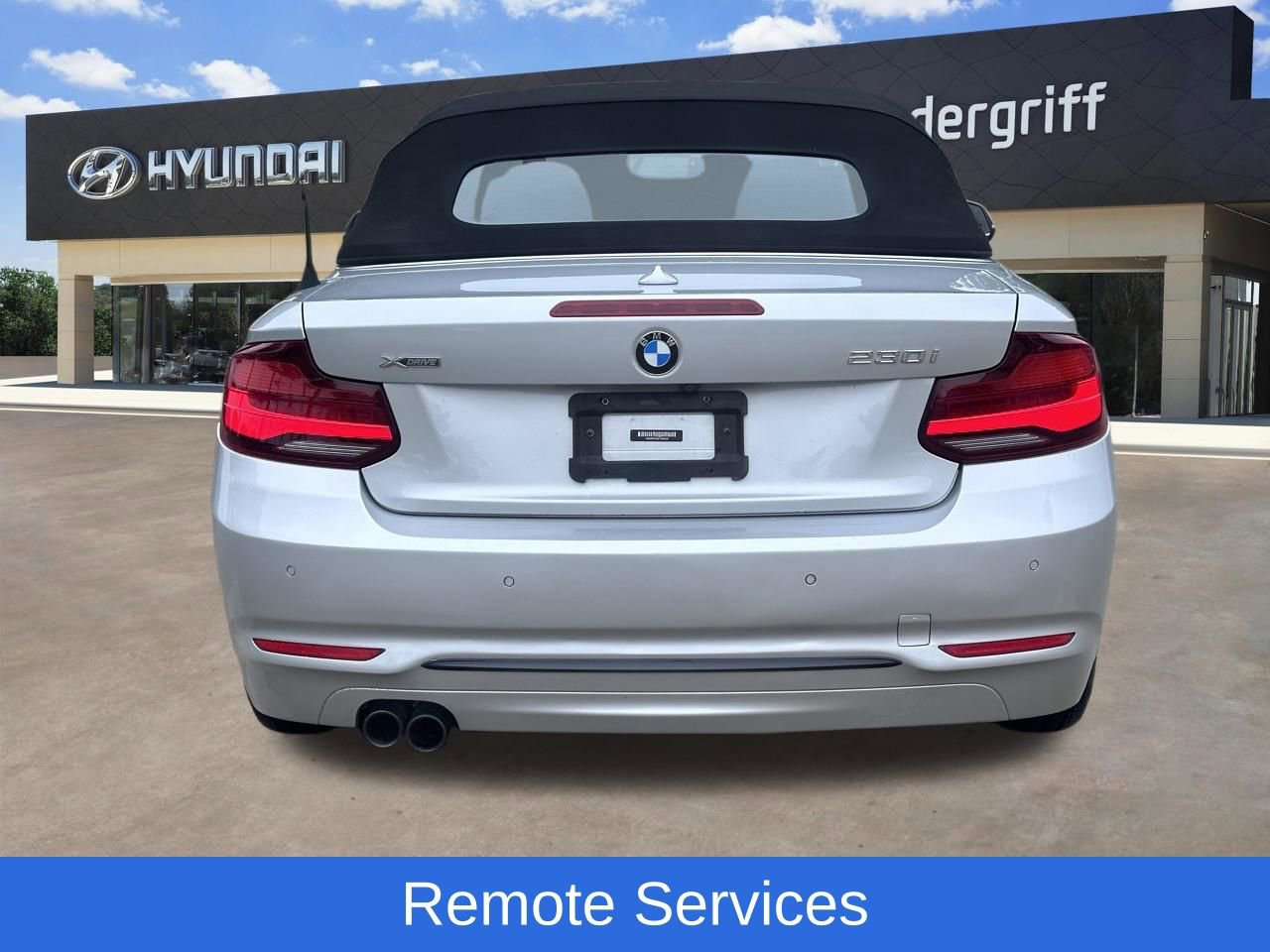Used 2020 BMW 230i xDrive Convertible AWD/4WD image 13