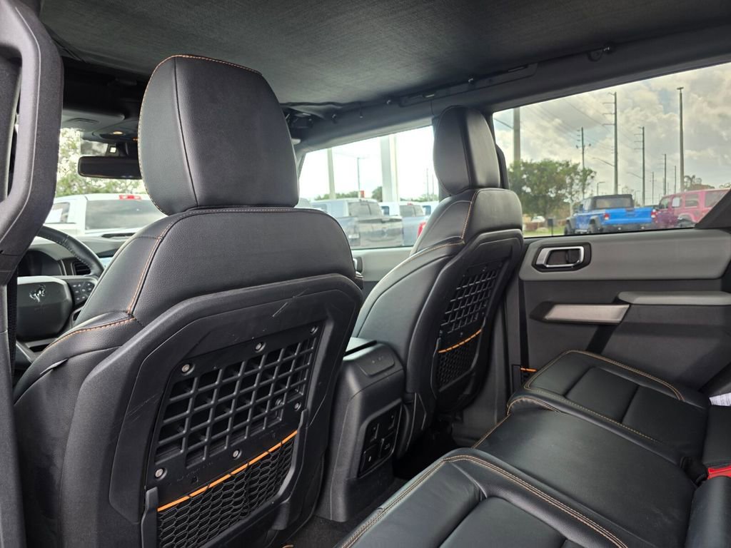 Used 2022 Ford Bronco Badlands image 19