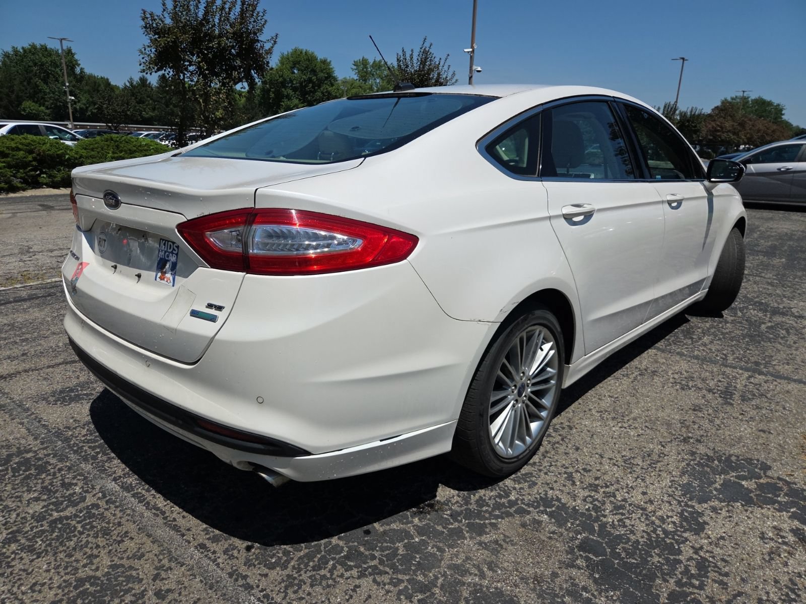 Used 2013 Ford Fusion SE FWD image 6