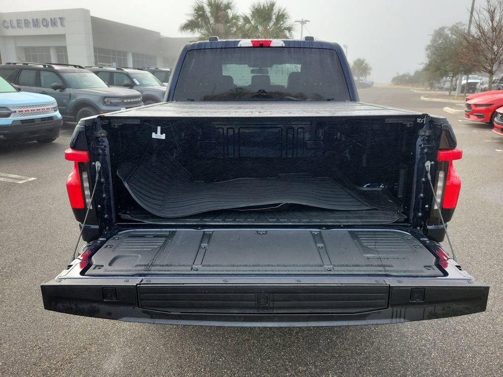 Used 2025 Ford F150 Lightning Flash image 10