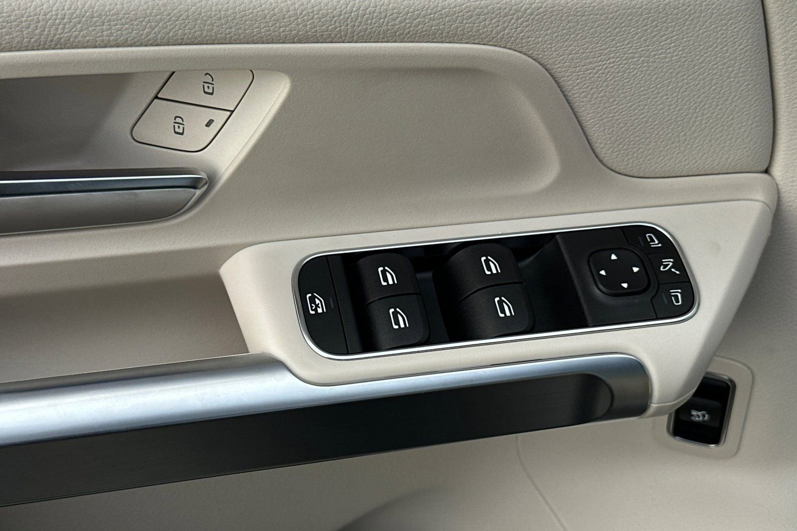 New 2026 Mercedes-Benz GLB 250 GLB 250 image 22