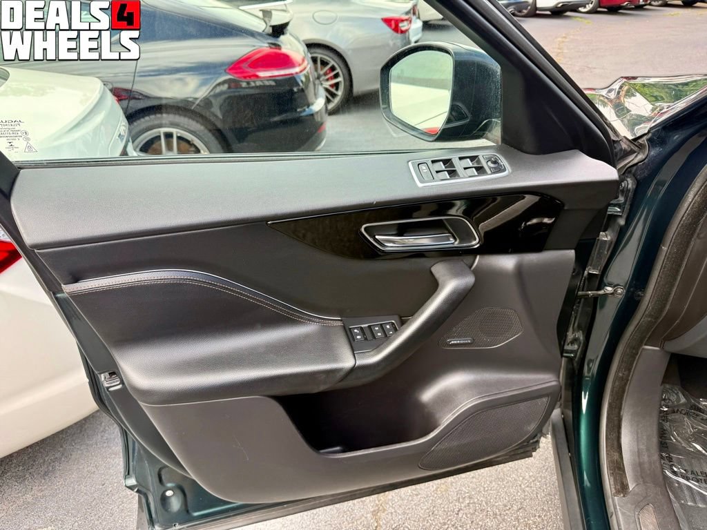 Used 2018 Jaguar F-PACE Prestige AWD/4WD image 13