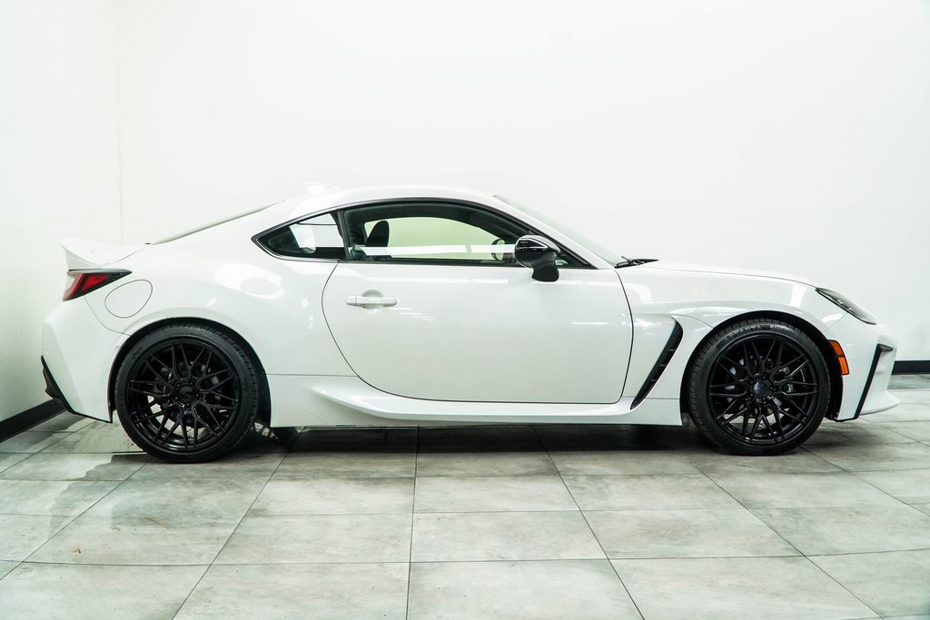 Used 2022 Toyota GR86 Premium image 10