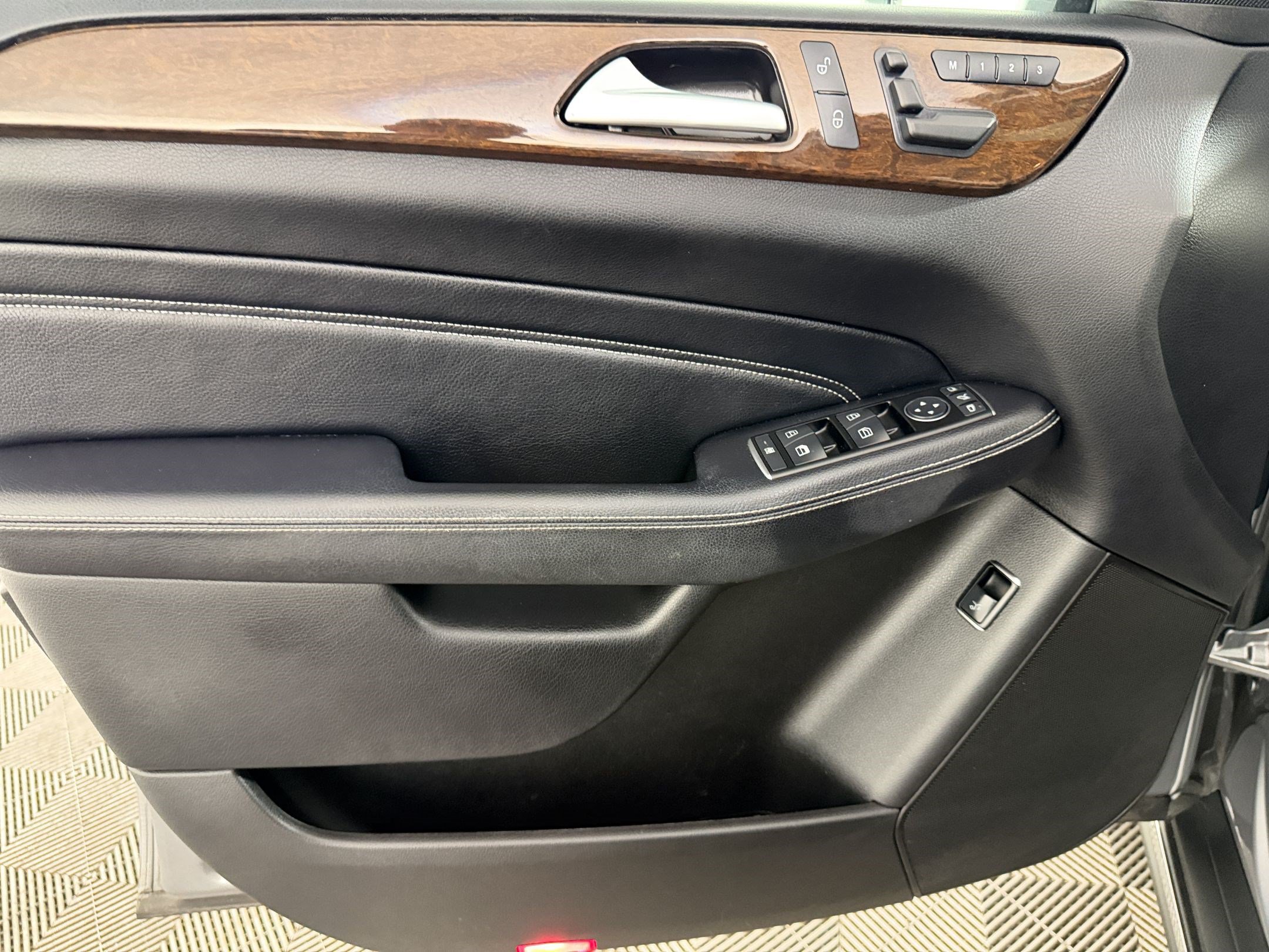 Used 2012 Mercedes-Benz ML 350 4MATIC image 14