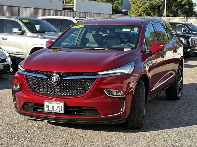 Used 2024 Buick Enclave Essence w/ Sport Touring Edition image 8