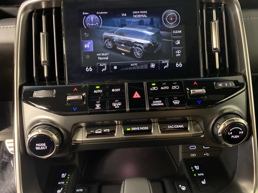 Certified 2026 Lexus LX 700h F Sport AWD/4WD image 22