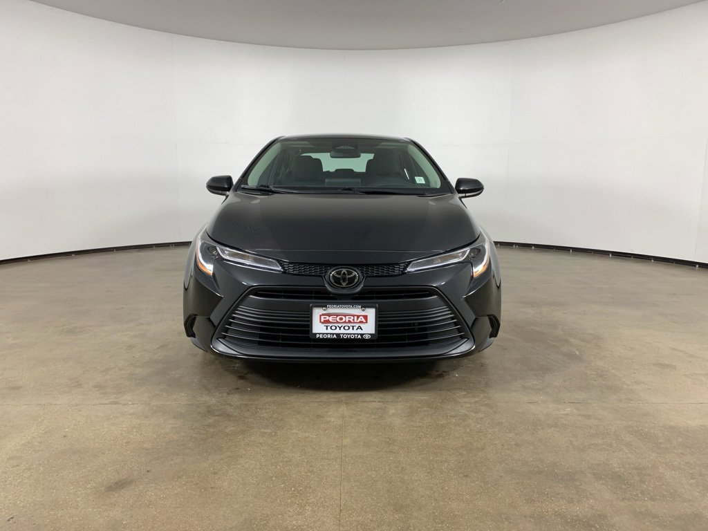 Used 2024 Toyota Corolla LE image 3
