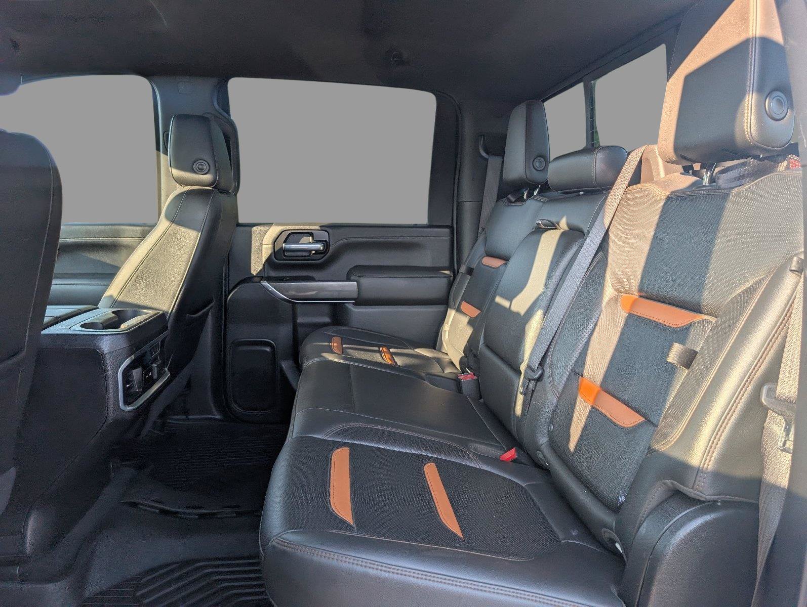 Used 2020 GMC Sierra 2500 AT4 w/ AT4 Premium Package AWD/4WD image 33