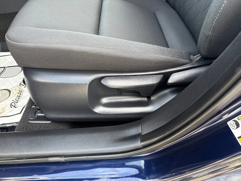 Used 2024 Toyota Corolla LE FWD image 23