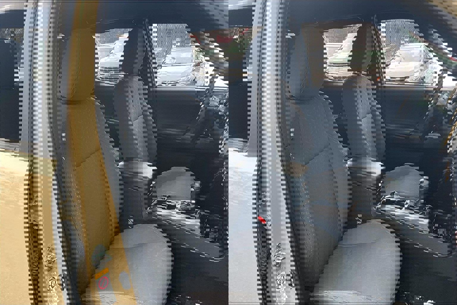 Used 2019 Toyota Tacoma TRD Sport image 9