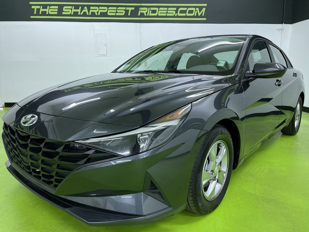 Used 2021 Hyundai Elantra SE image 5