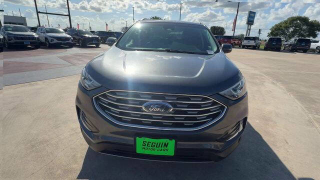 Used 2019 Ford Edge SEL w/ Equipment Group 201A FWD image 3