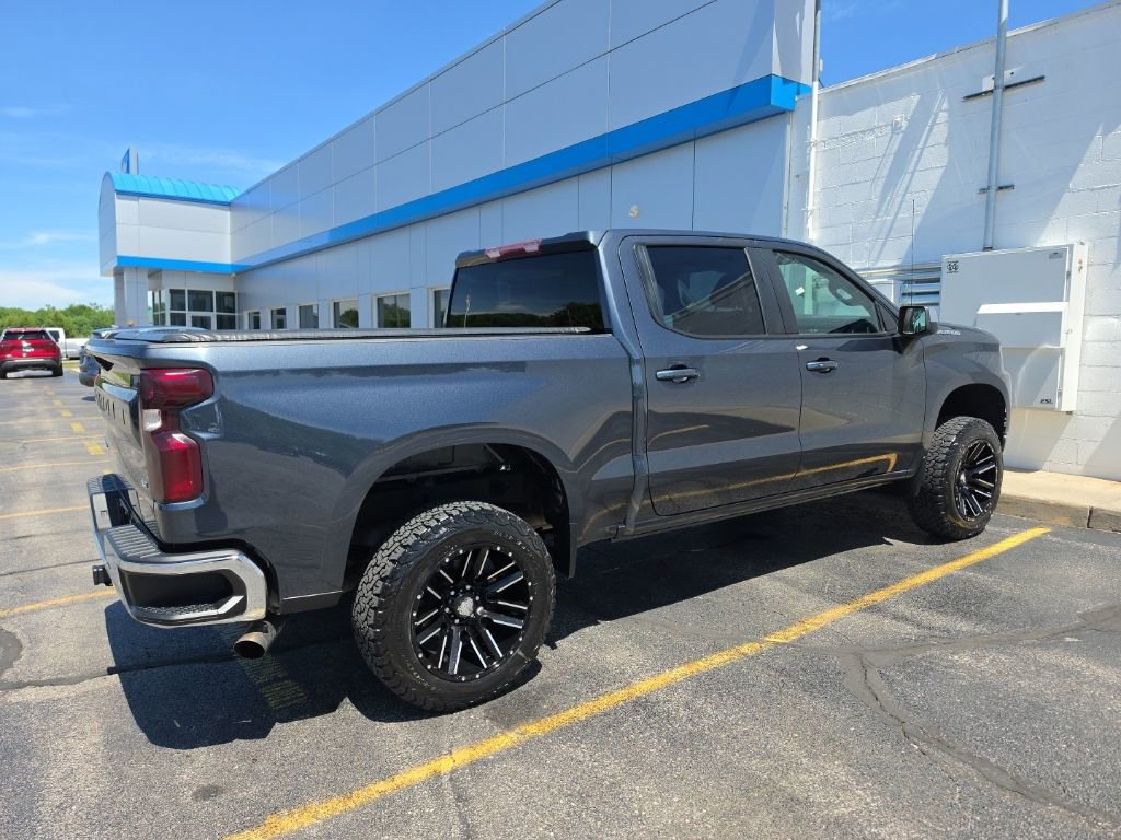 Used 2021 Chevrolet Silverado 1500 LT AWD/4WD image 4