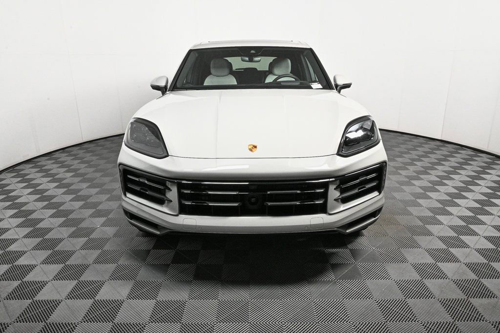 New 2026 Porsche Cayenne image 38