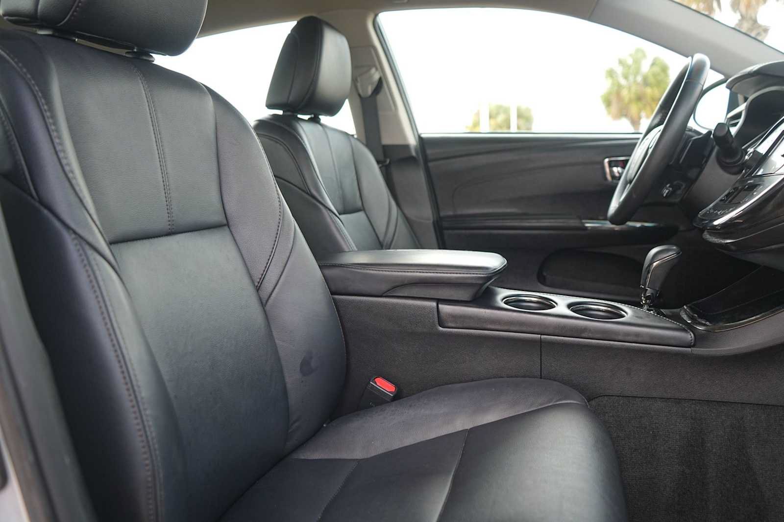 Used 2018 Toyota Avalon XLE FWD image 15