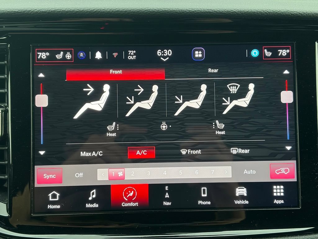 Used 2025 Dodge Durango GT AWD/4WD image 34