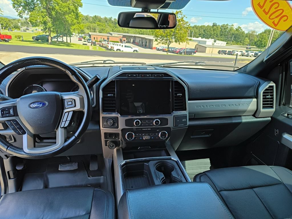 Used 2022 Ford F250 Lariat w/ Black Appearance Package AWD/4WD image 12