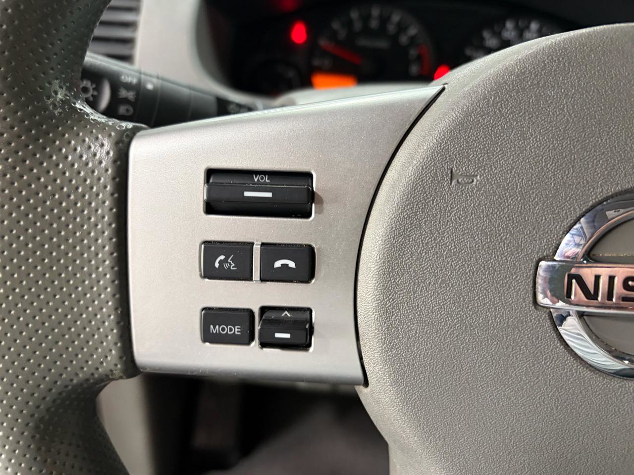 Used 2021 Nissan Frontier S AWD/4WD image 32